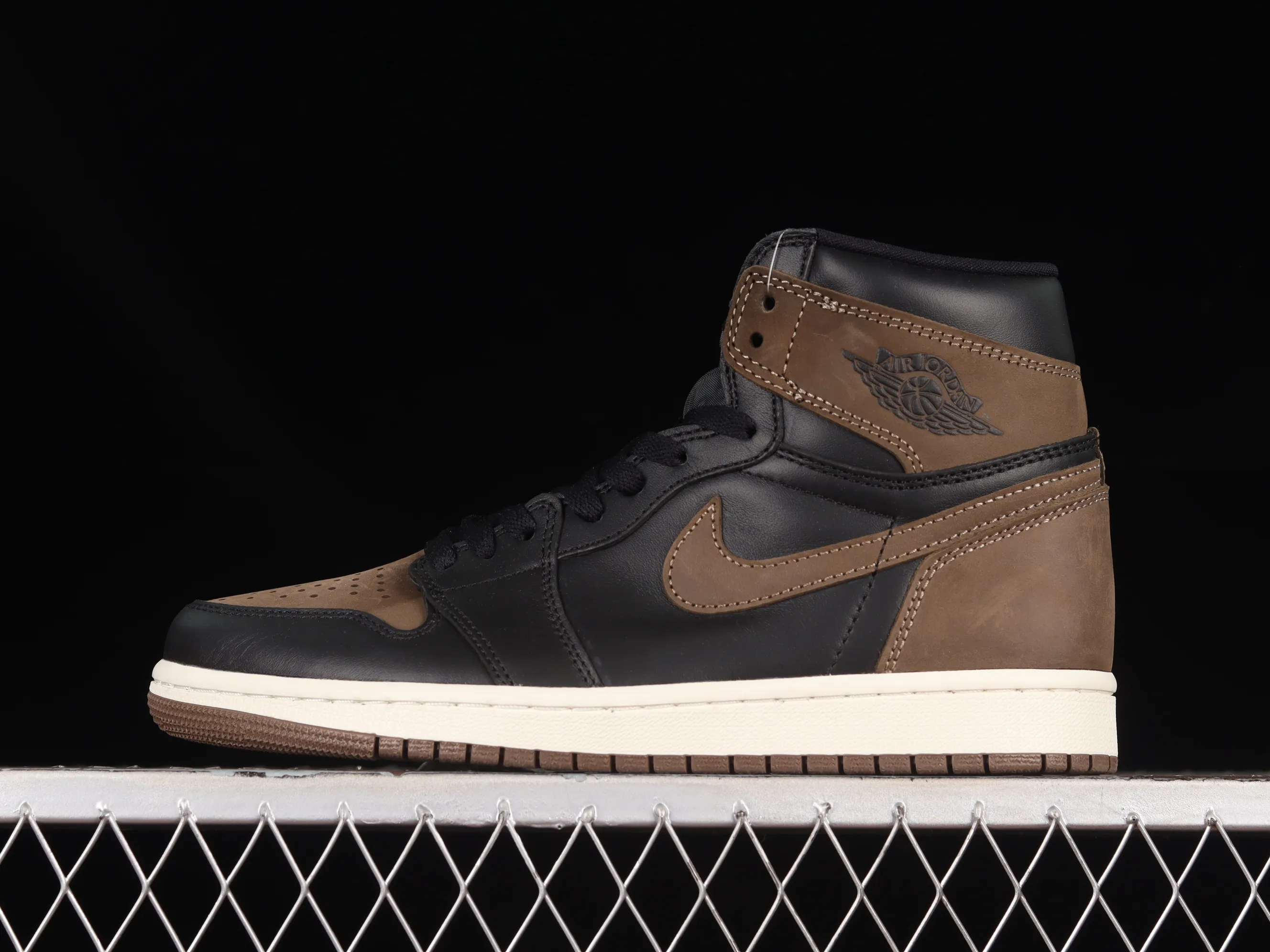 All categories Air Jordan Jordan series basketball shoes Air Jordan 1 High P version Air Jordan 1 High OG "Black Cement" AJ1 Joe 1 Mocha black toe DZ5485-020